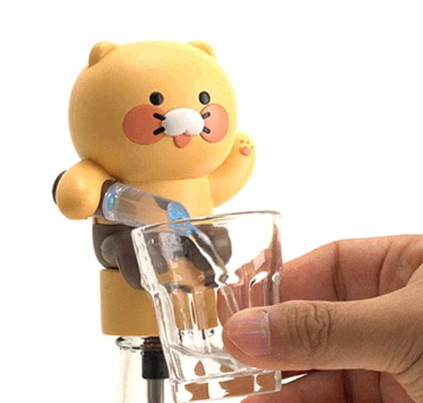 Kakao Friends Aerating Dispenser Choonsik Wine Water Bottle Cute Portable Kitche