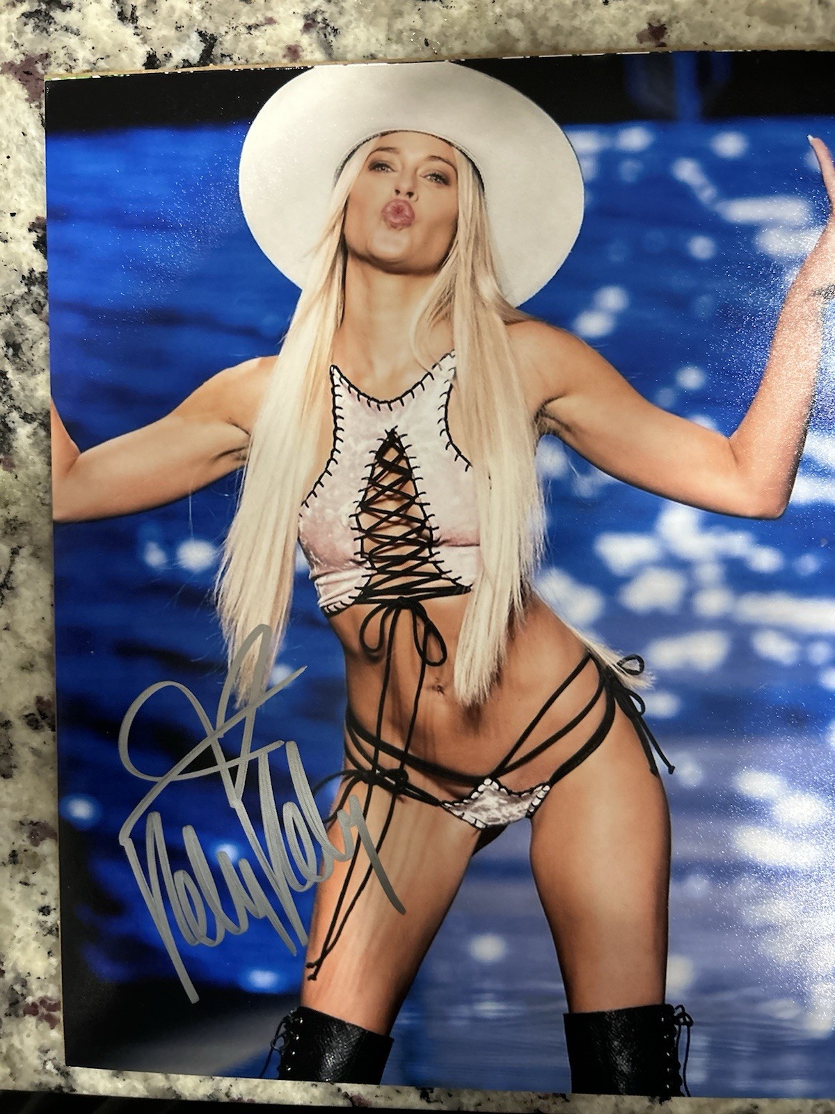 KELLY KELLY Signed 8×10 SEXY Photo BARBIE BLANK WWE WWF Autograph
