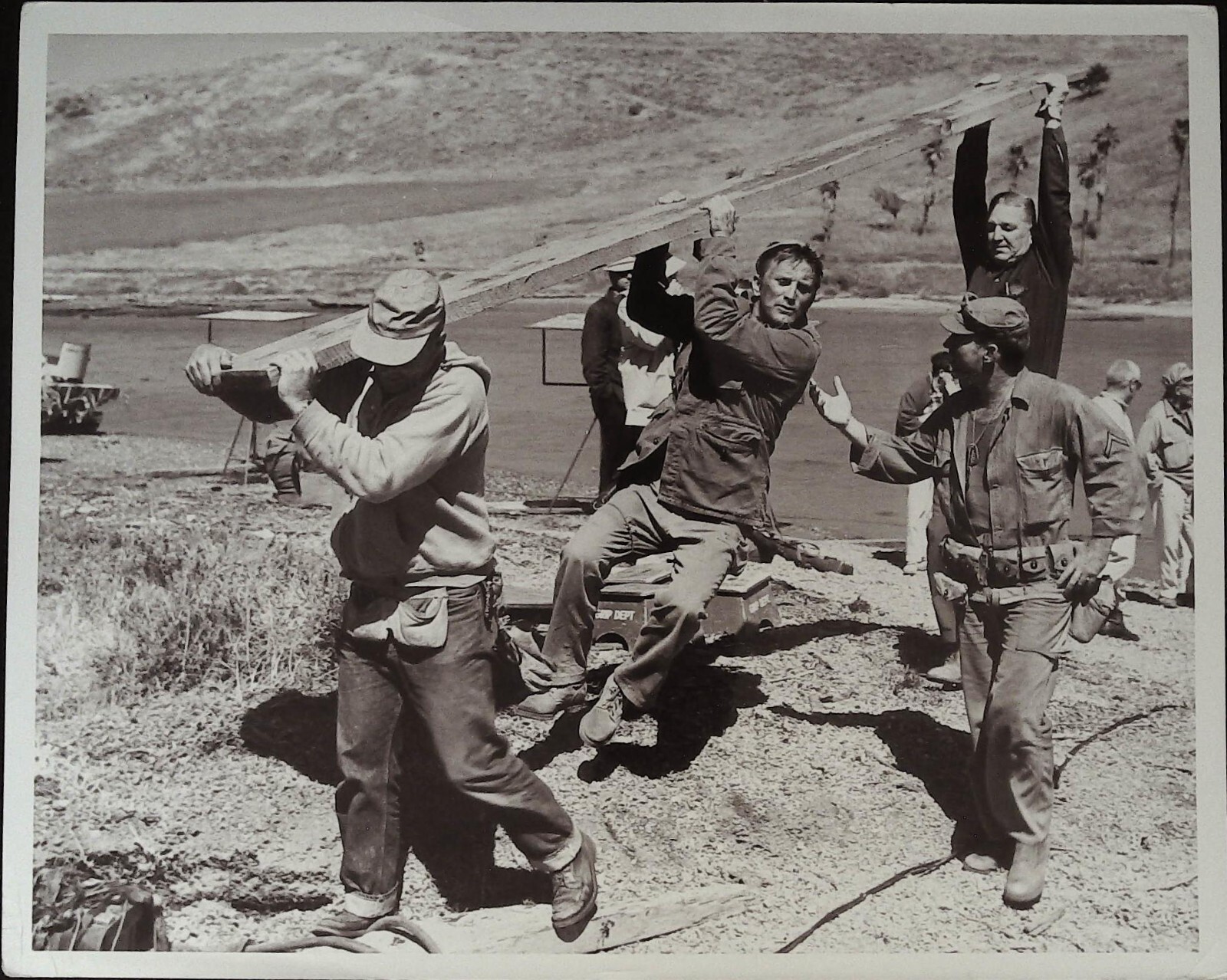 The Hook 8 X 10 Still 1963 Kirk Douglas, Nick Adams on Set!