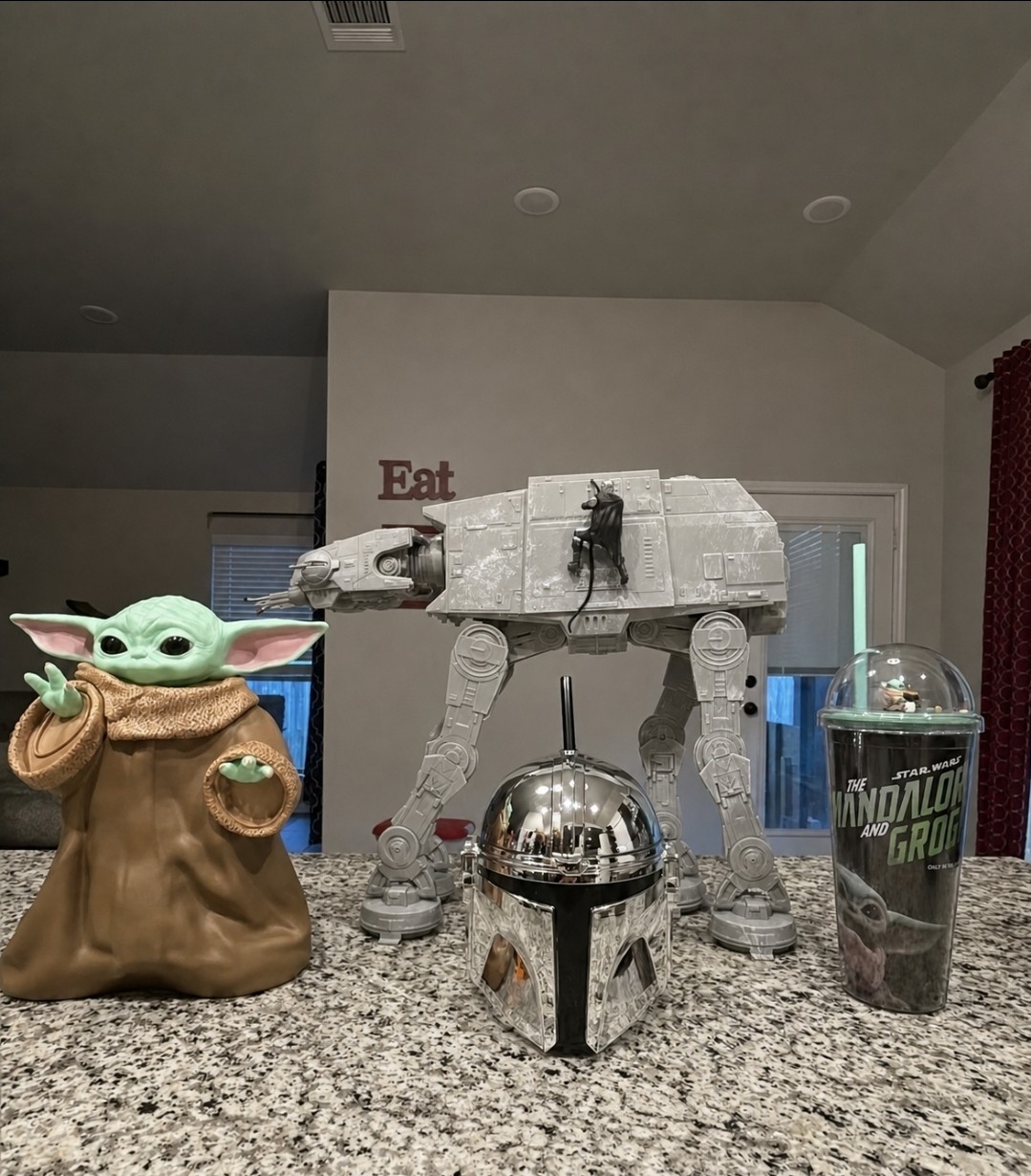 Star Wars Grogu Baby yoda Bucket AT-AT Popcorn Helmet & Dome Cup Bundle IN HAND