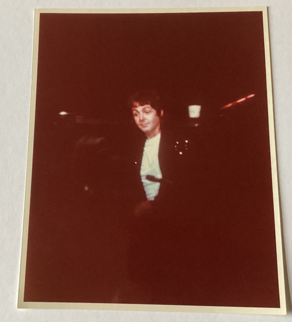 8 x 10 Color PAUL McCARTNEY & WINGS OVER AMERICA TOUR CONCERT PHOTO 5/31/1976