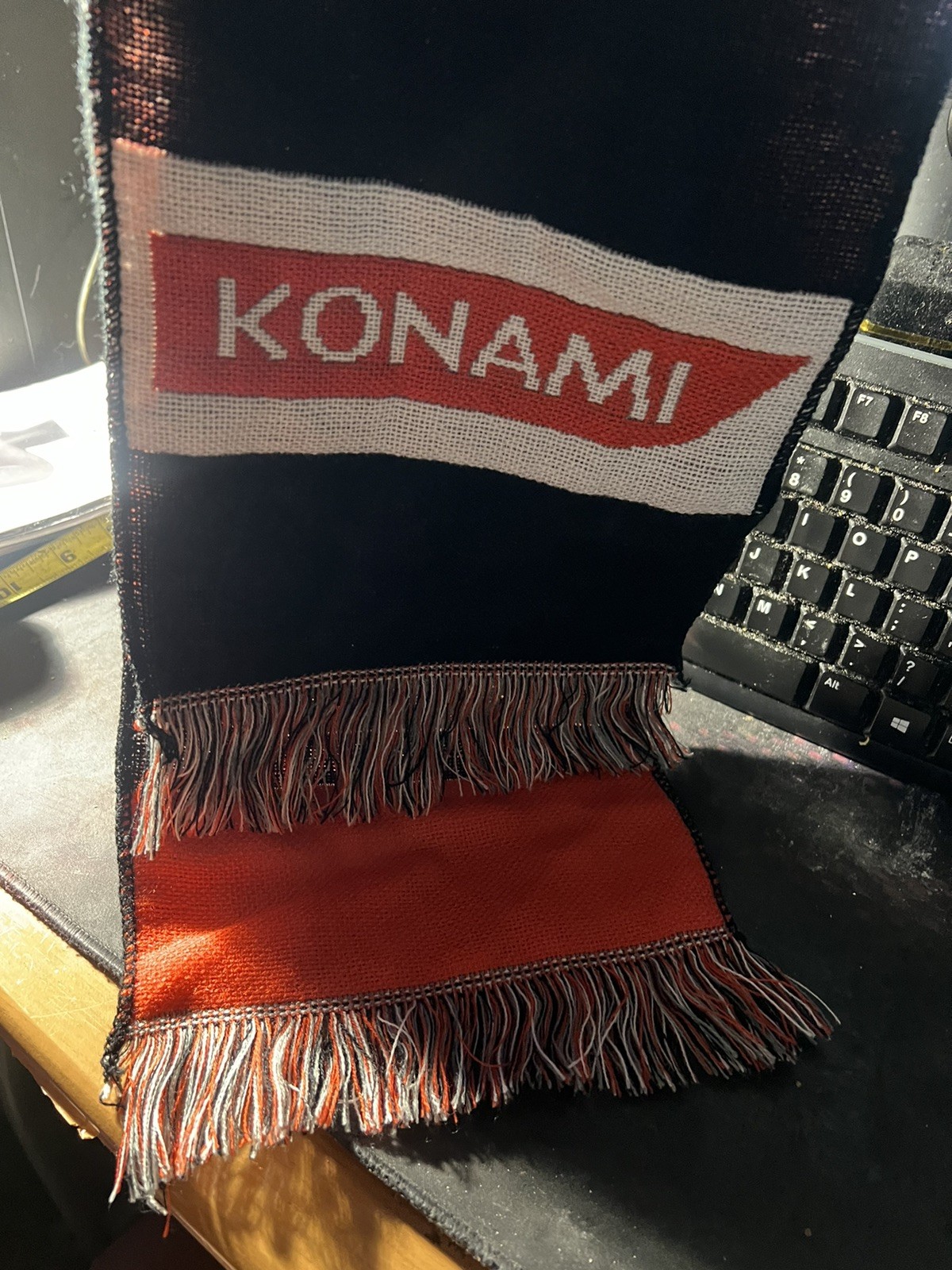 Konami Pro Evolution Soccer Winter Scarf GameStop Video Game Promo PES 2009