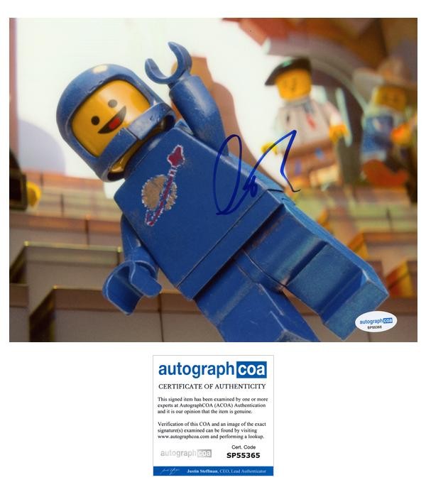 Charlie Day “The Lego Movie” AUTOGRAPH Signed ‘Benny’ 8×10 Photo ACOA
