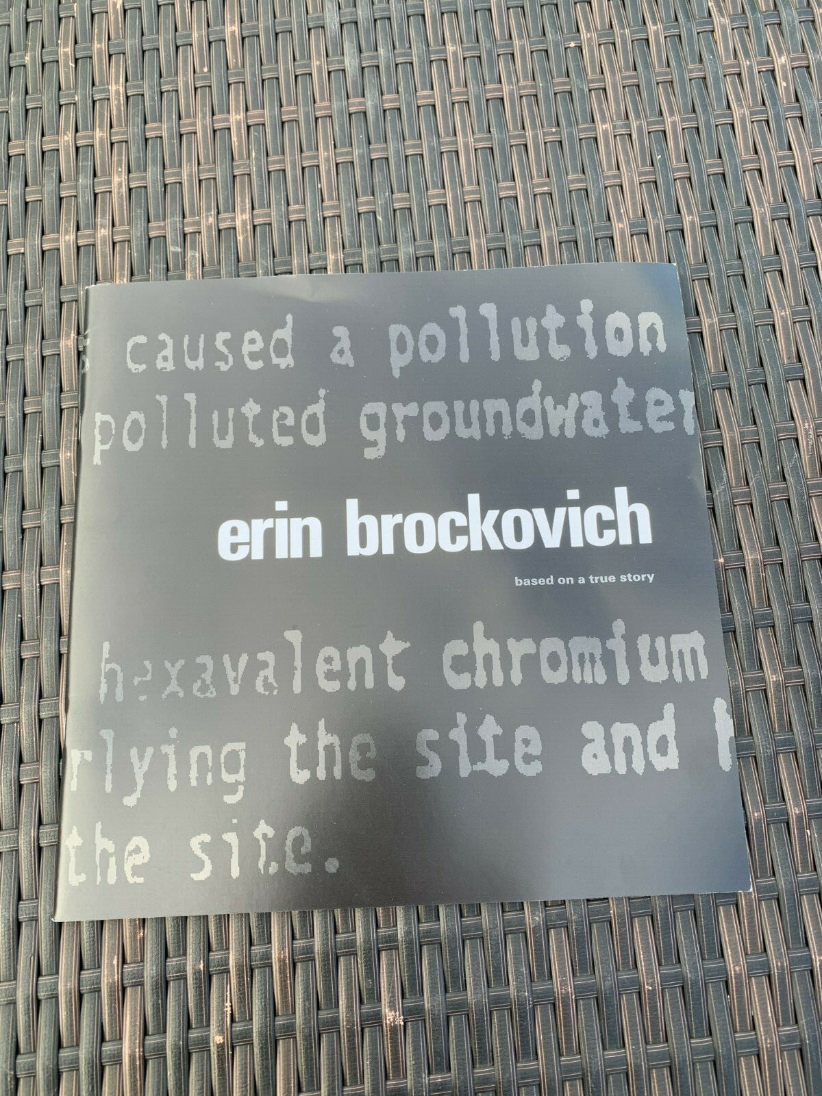 RARE PROMO Erin Brockovich promotional Booklet brochure – Julia Roberts Rare