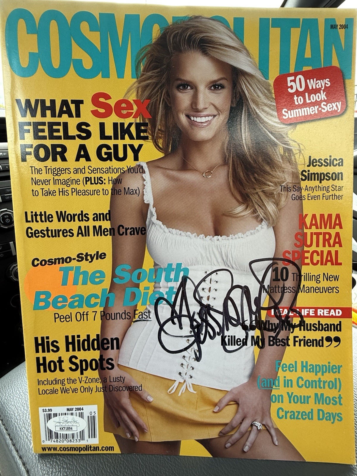 RARE! Jessica Simpson Signed 2004 COSMOPOLITAN Magazine Complete JSA CERT