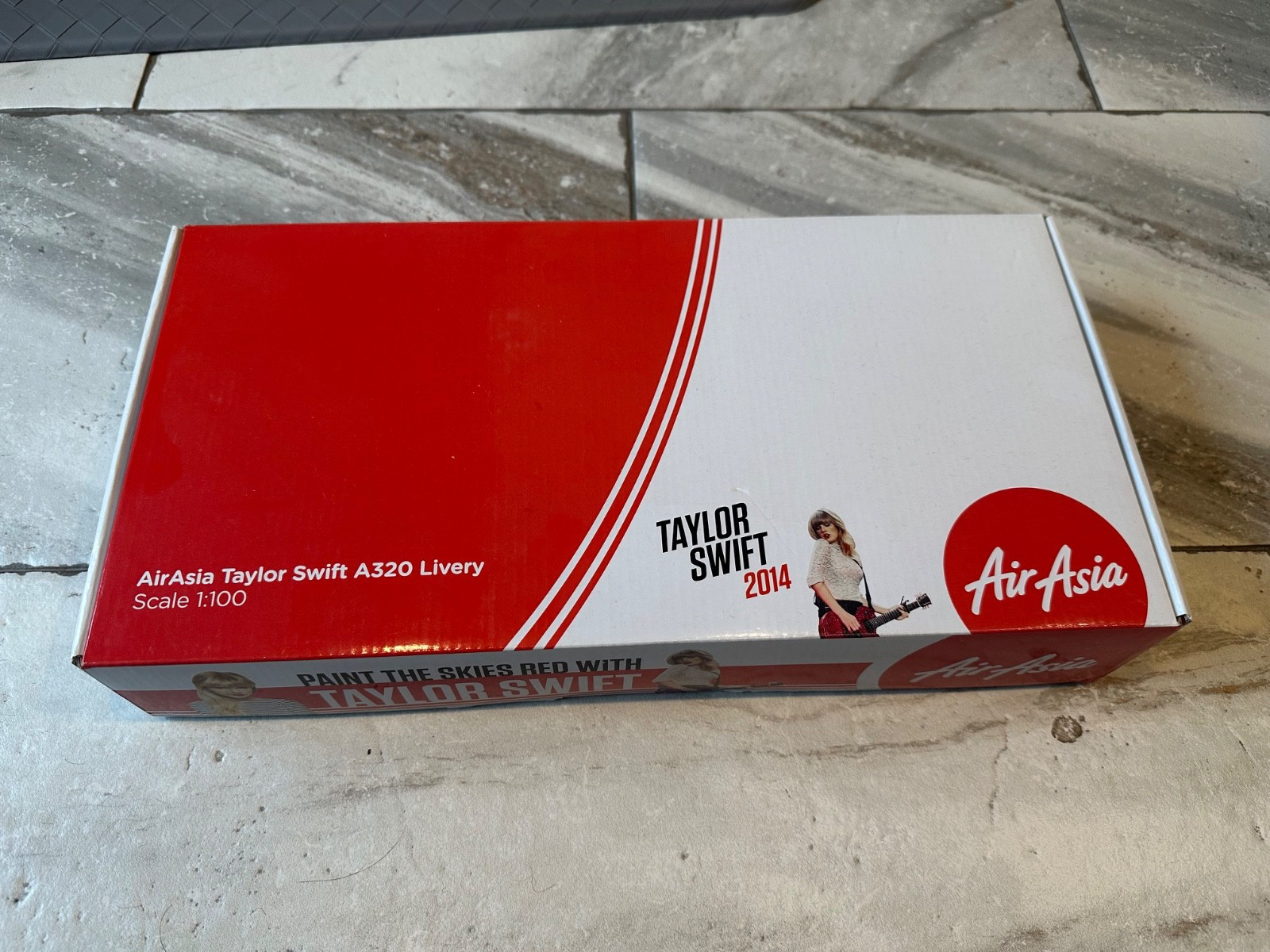 Scale 1:100 AirAsia A320 Livery Aircraft Model Taylor Swift’s Red Tour New