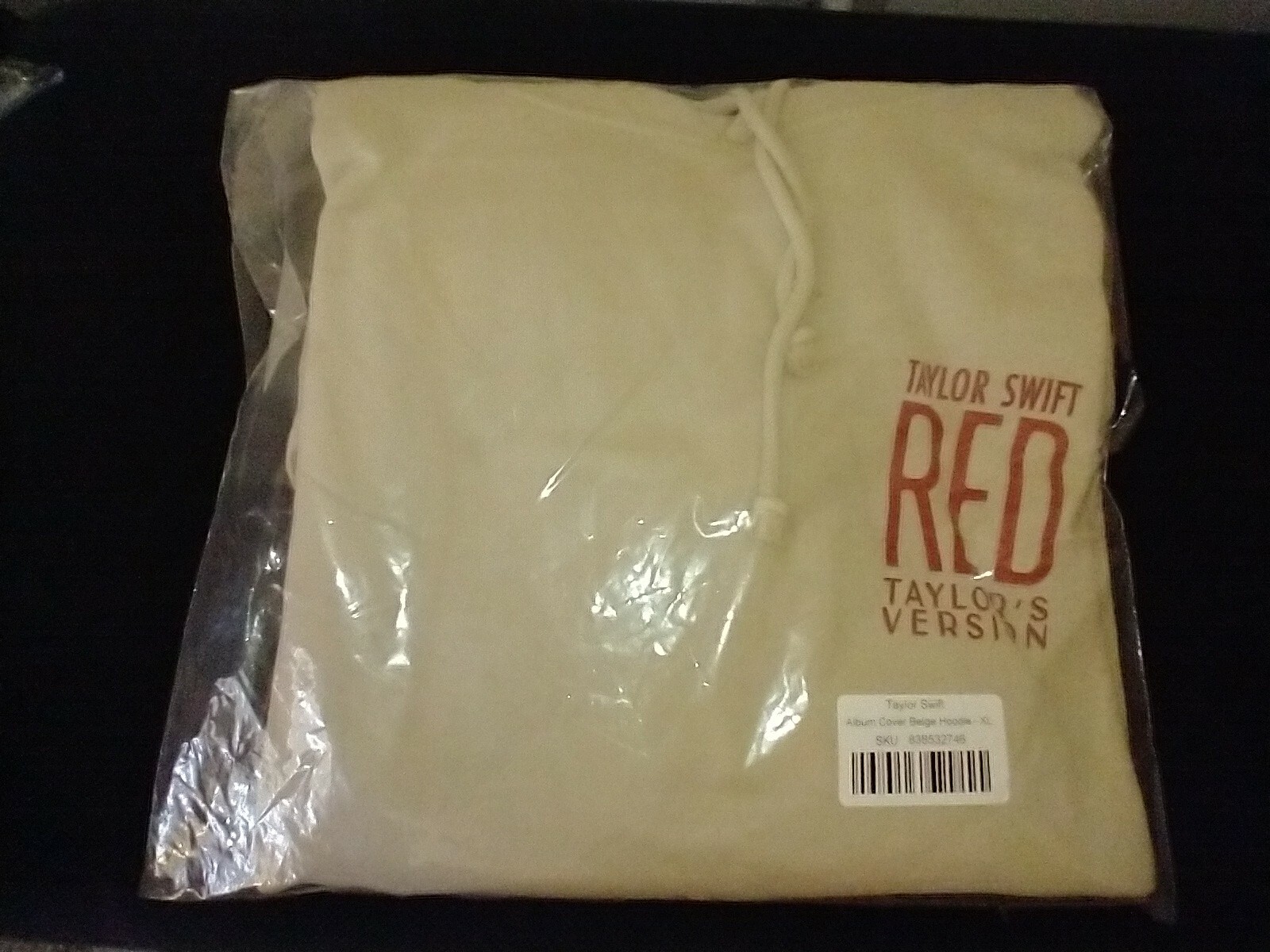 Taylor Swift Taylor’s Version RED Album Cover Beige Hoodie Size XL Sealed
