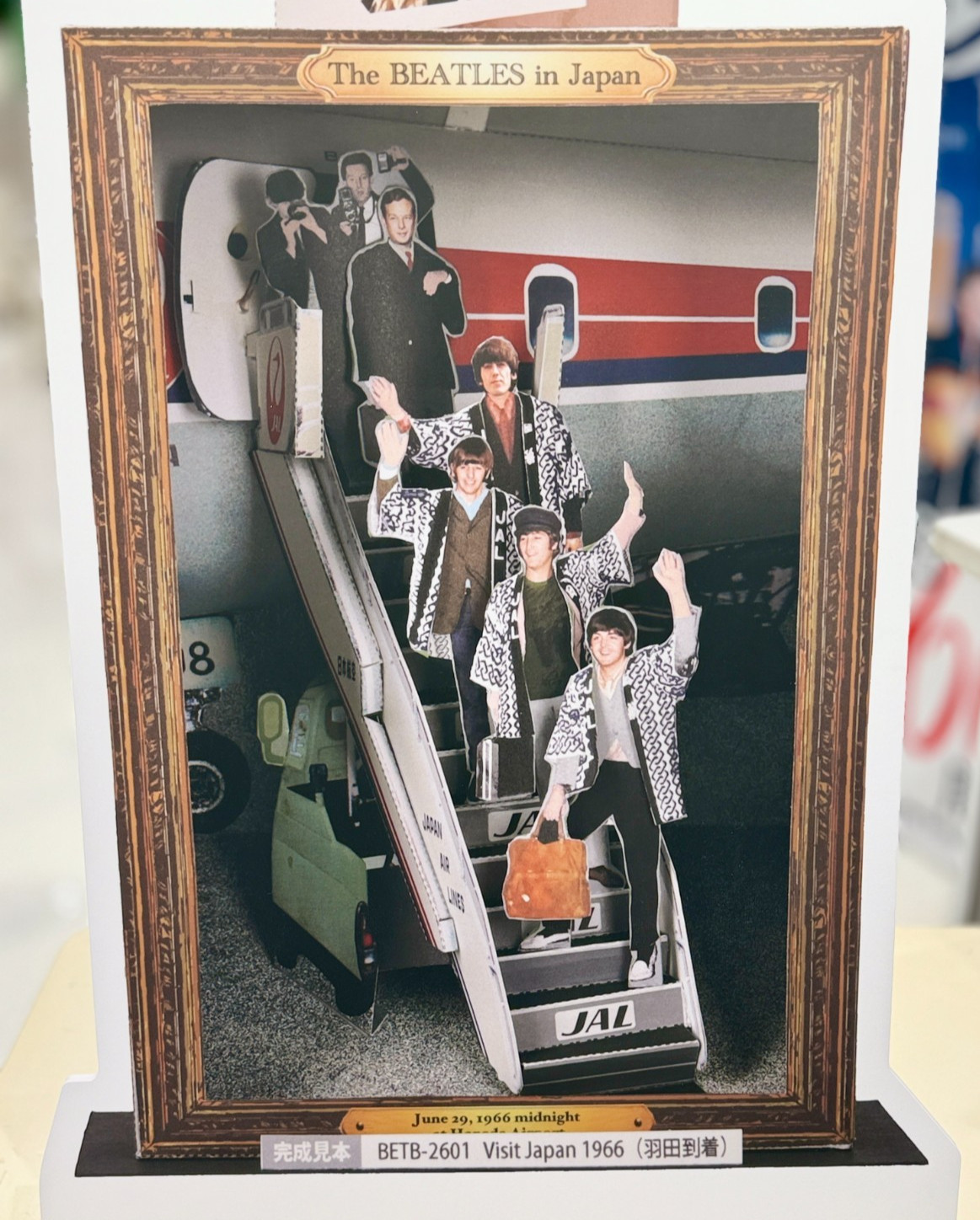 The Beatles Japan Visit 1966 JAL Arrival Diorama Tatebanko Paper Craft NEW