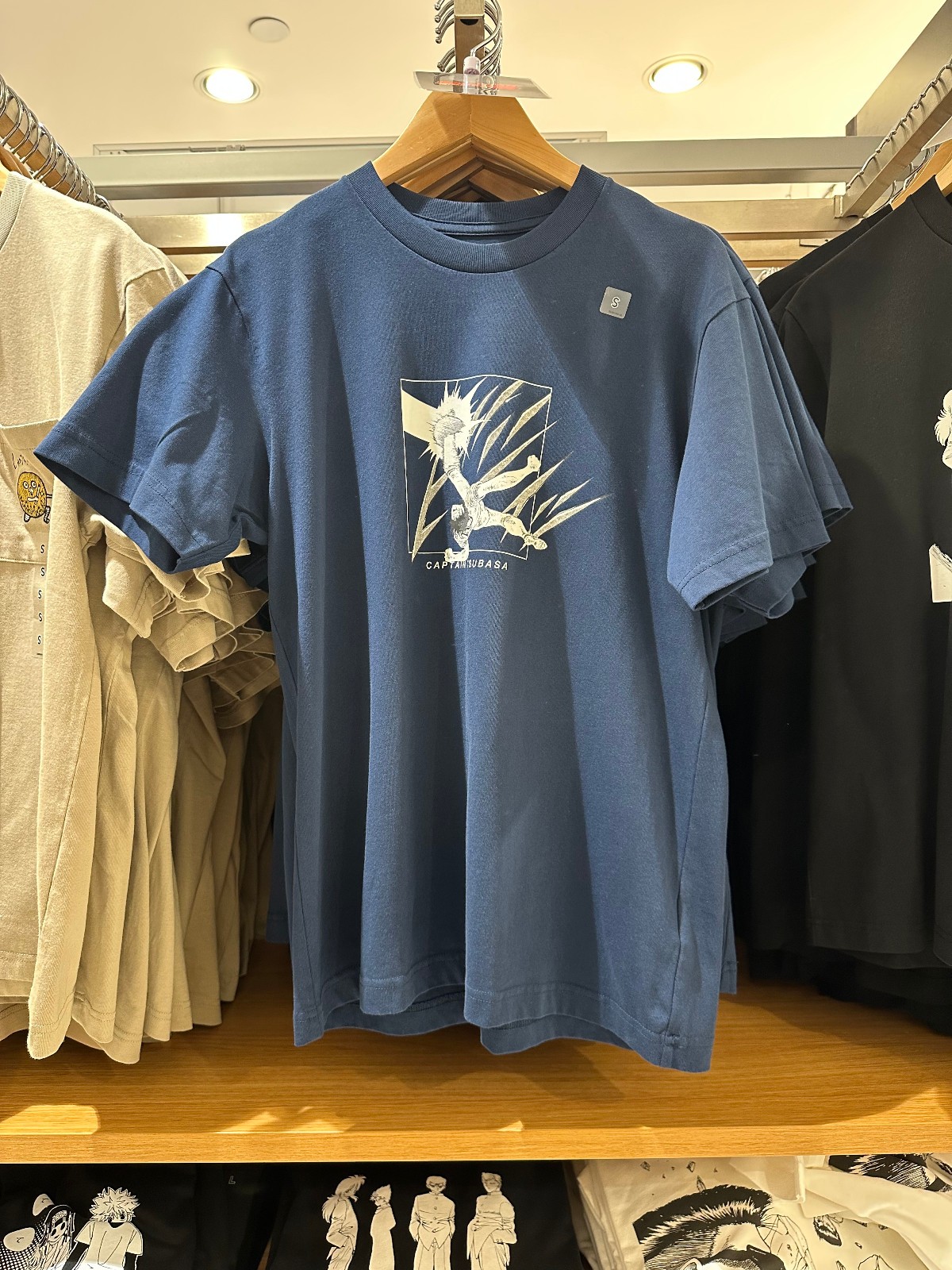 NWT UNIQLO UT MANGA SHUEISHA 100th Captain Tsubasa Graphic Short Sleeve T-Shirt