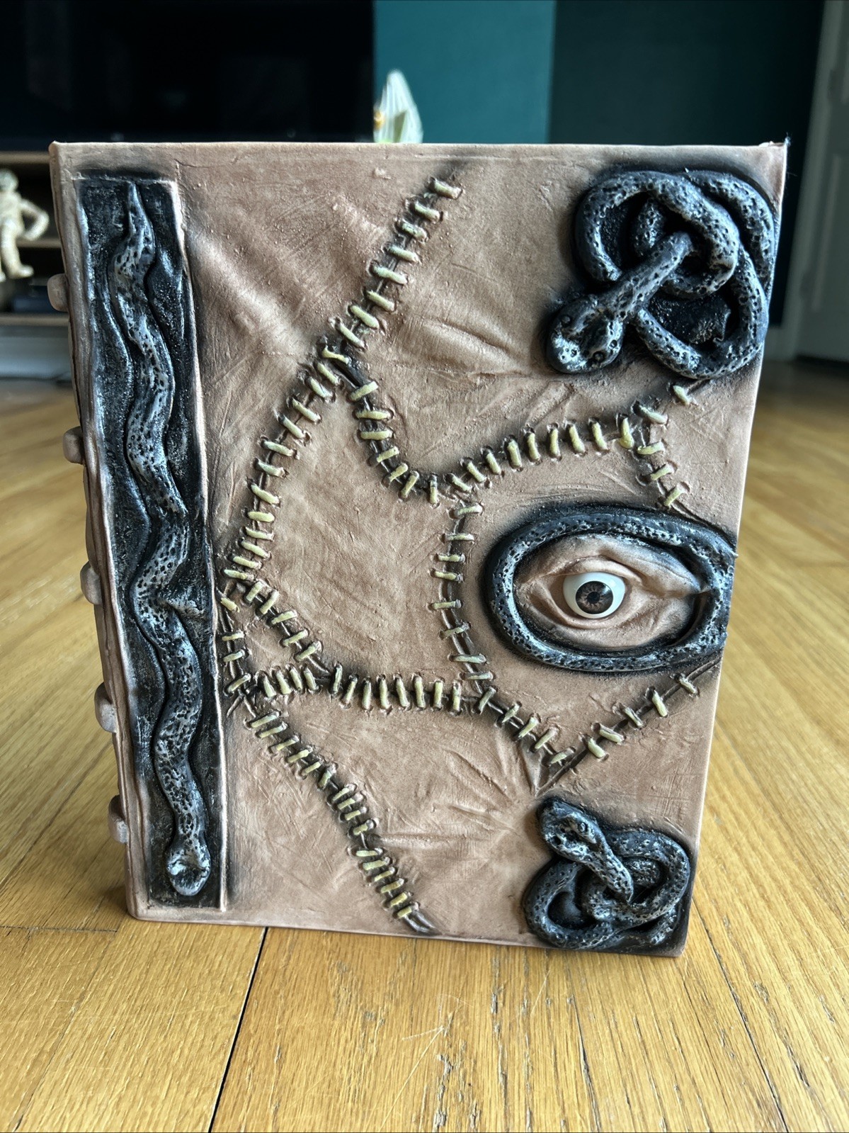 Hocus Pocus Book Prop Necronomicon Rubber Cover Manual Of Witchcraft & Alchemy