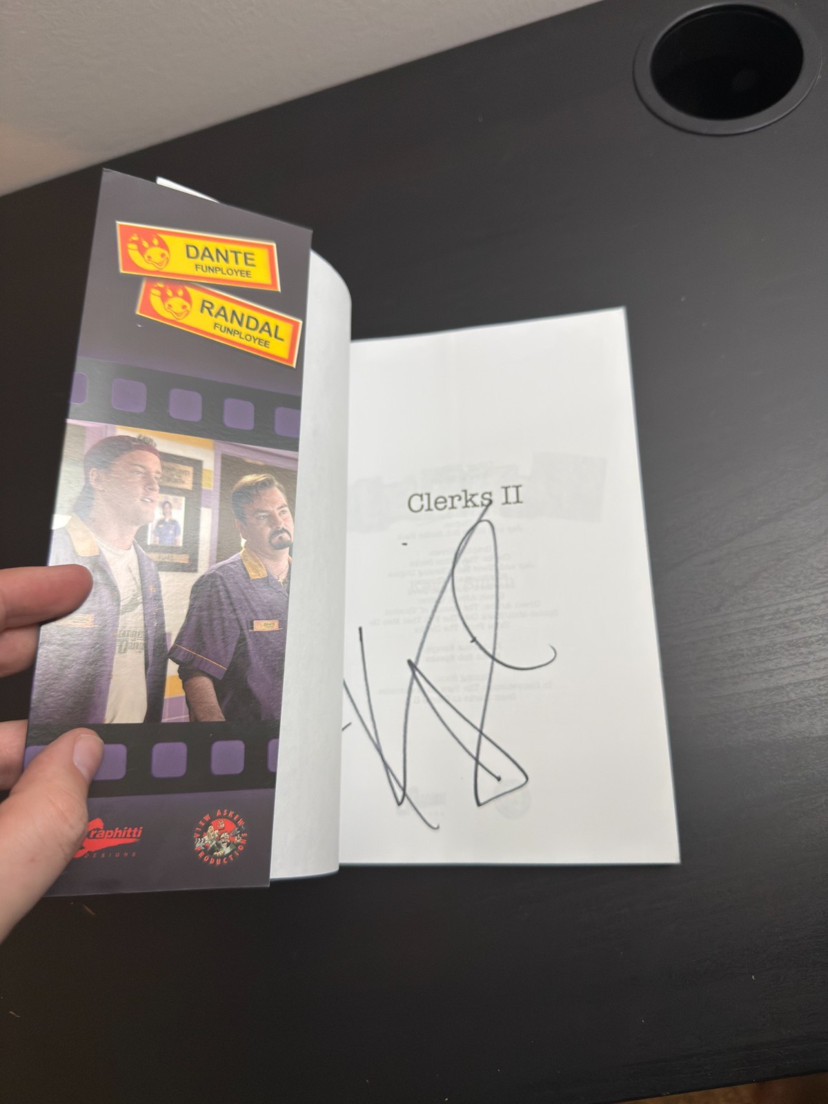 Clerks 2 The Screenplay Signed by Kevin Smith