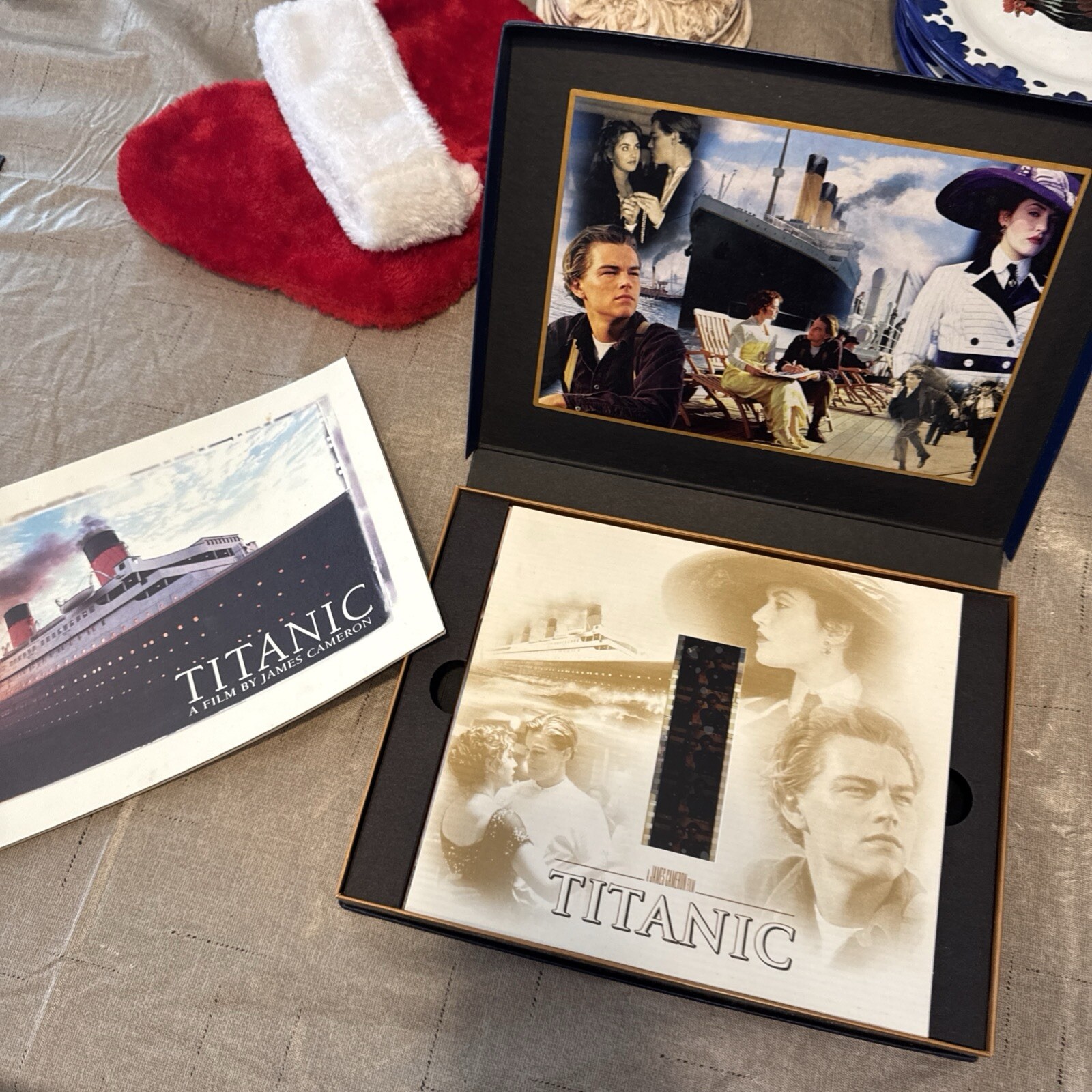 Titanic Collectors Edition / Videocassette, Exclusive Photo, Book Filmstrip 1997