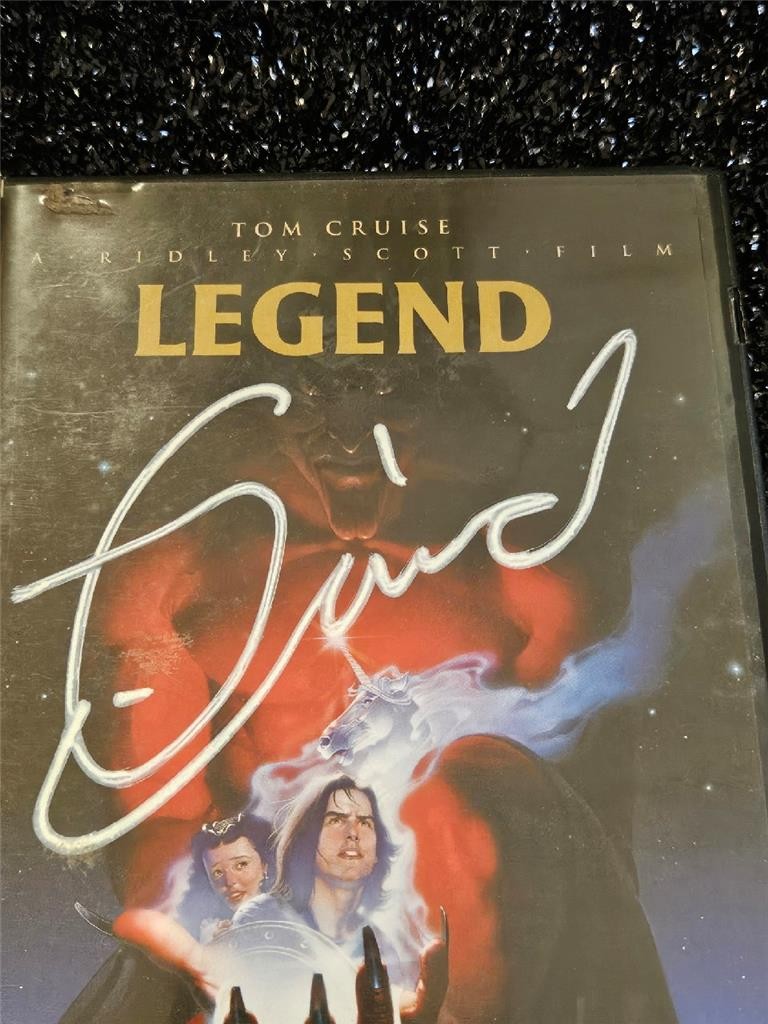 TOM CRUISE HAND SIGNED AUTOGRAPHED DVD MOVIE LEGEND FANTASY CULT RARE WITH COA