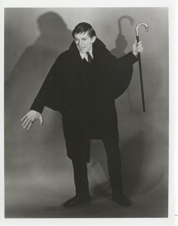 Jonathan Frid Dark Shadows 1960’s Creepy Vampire Portrait Vintage 8×10 Photo
