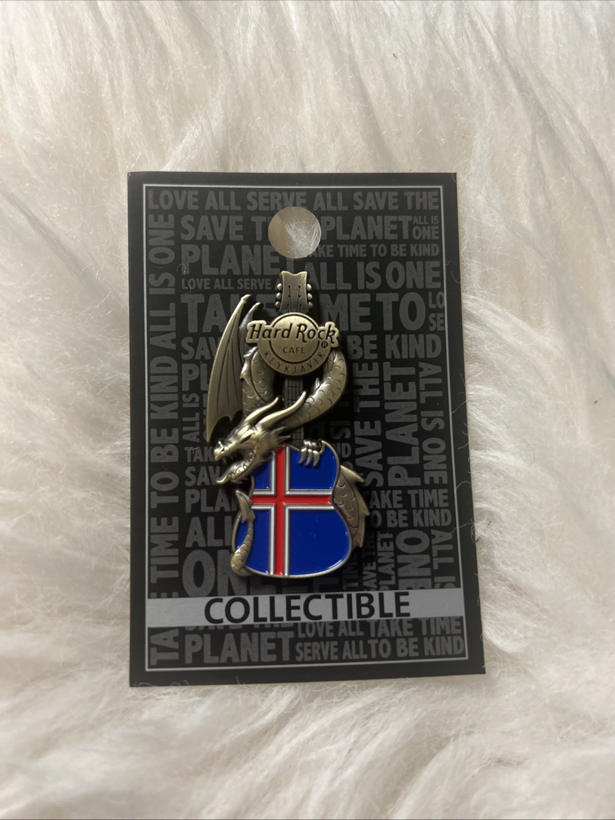 Hard Rock Cafe Reykjavik Iceland Pin – Collectible / New on Card