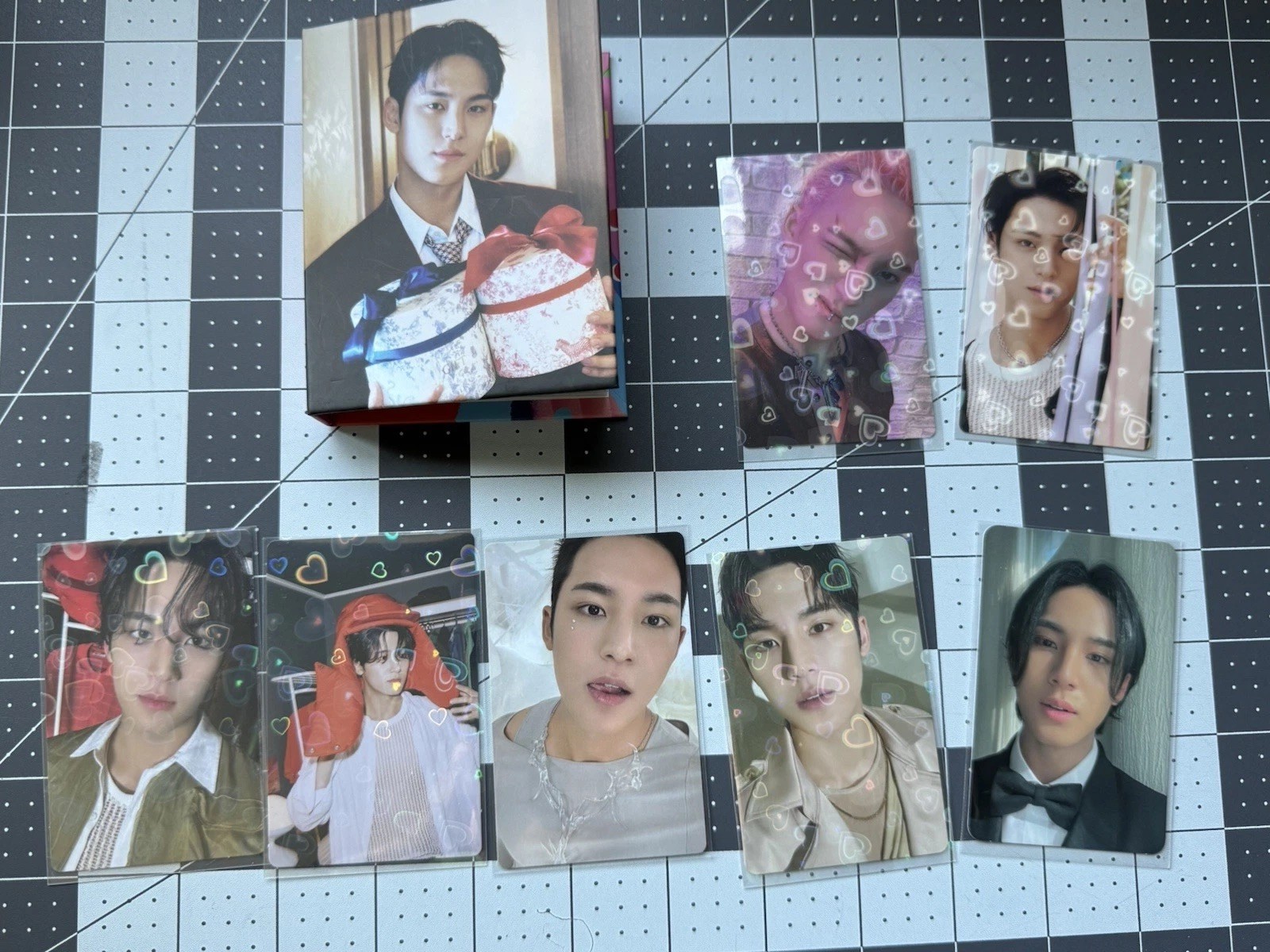 SEVENTEEN Mingyu Miscellaneous Photocard Bundle & Mini Photocard Binder