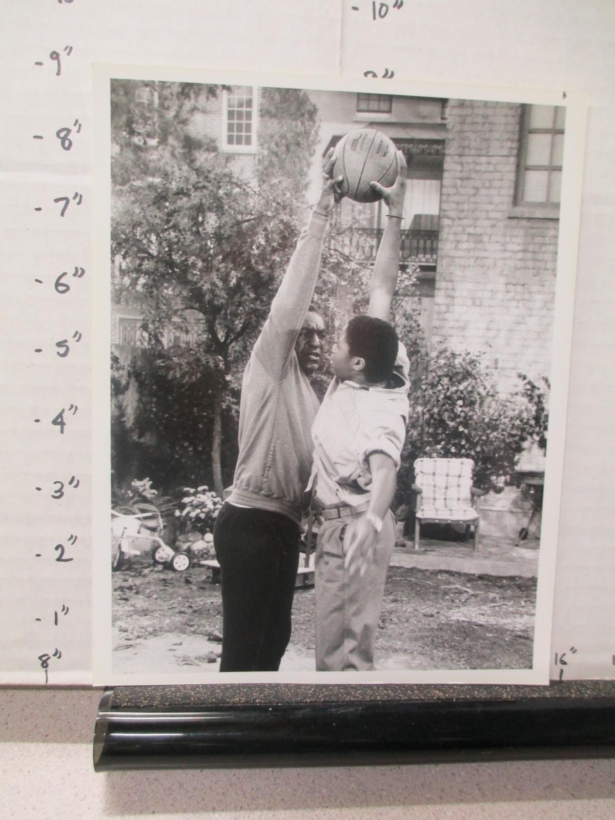 NBC TV show photo 1980s Bill COSBY Malcolm-Jamal Warner basketball