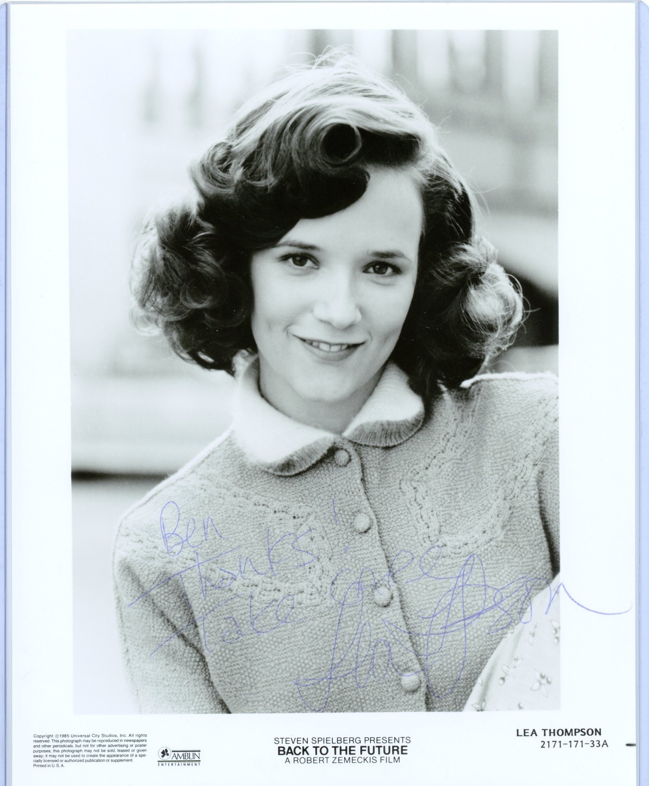 LEA THOMPSON SIGNED BACK TO THE FUTURE 8X10