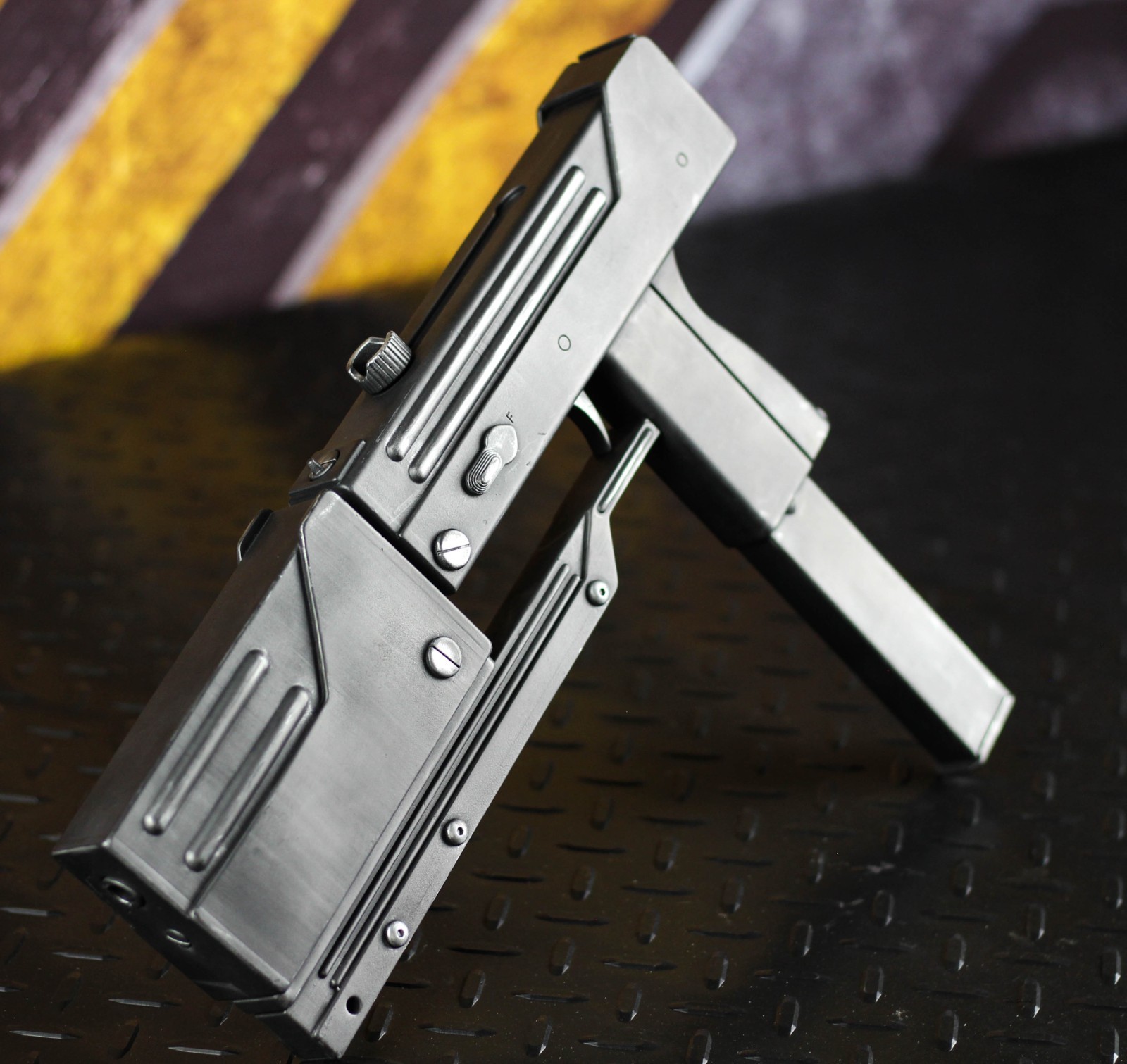 Blade MAC-11 Replica