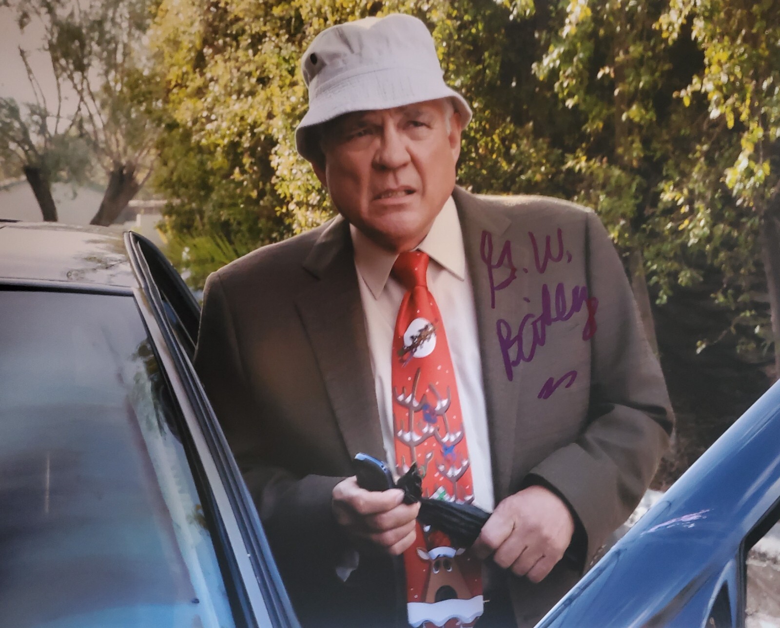 G.W. Bailey THE CLOSER TV SERIES Signed 8X10 Photo #14