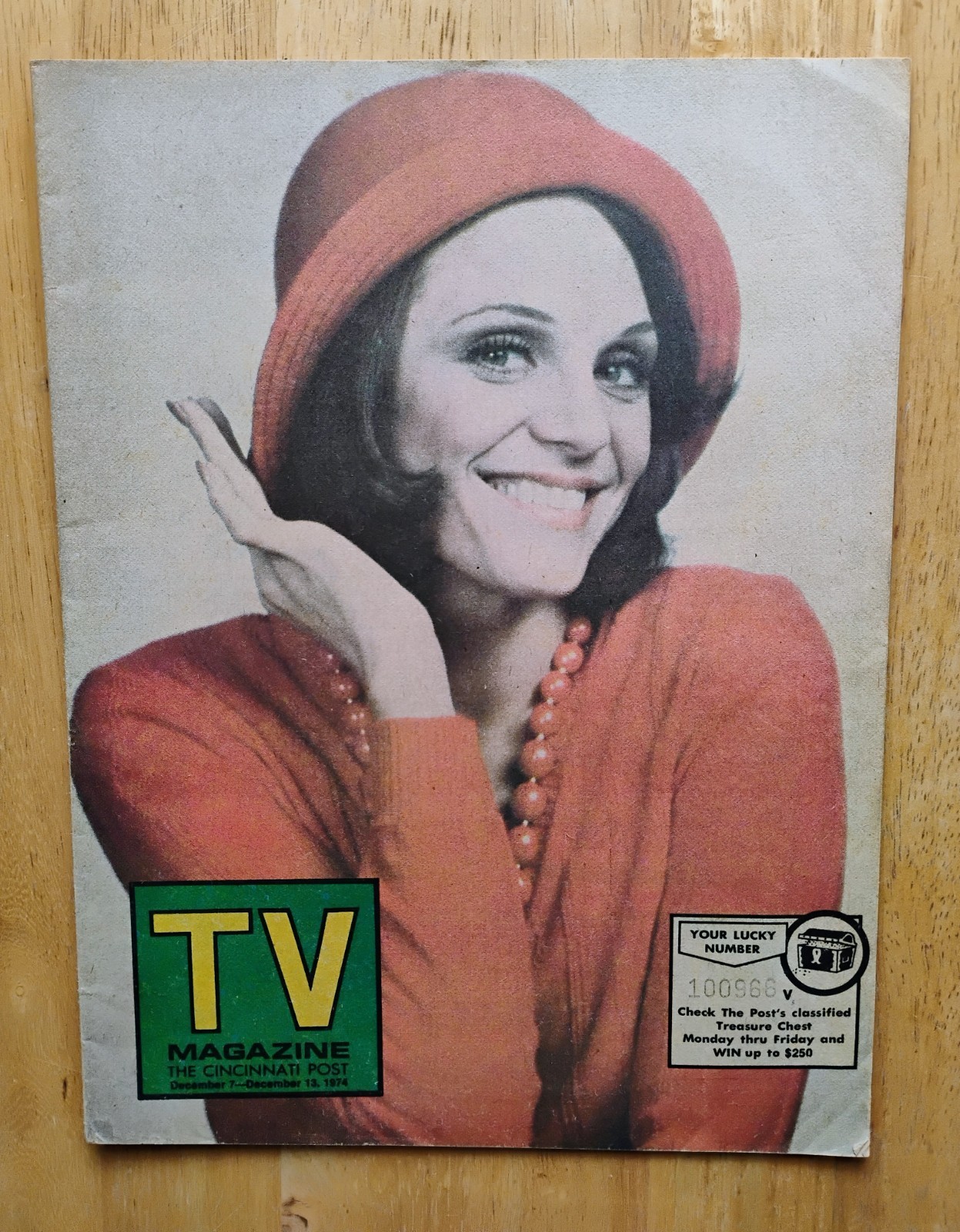 Valerie Harper – 1974 local TV Guide – also Sarah Jessica Parker debut at age 9
