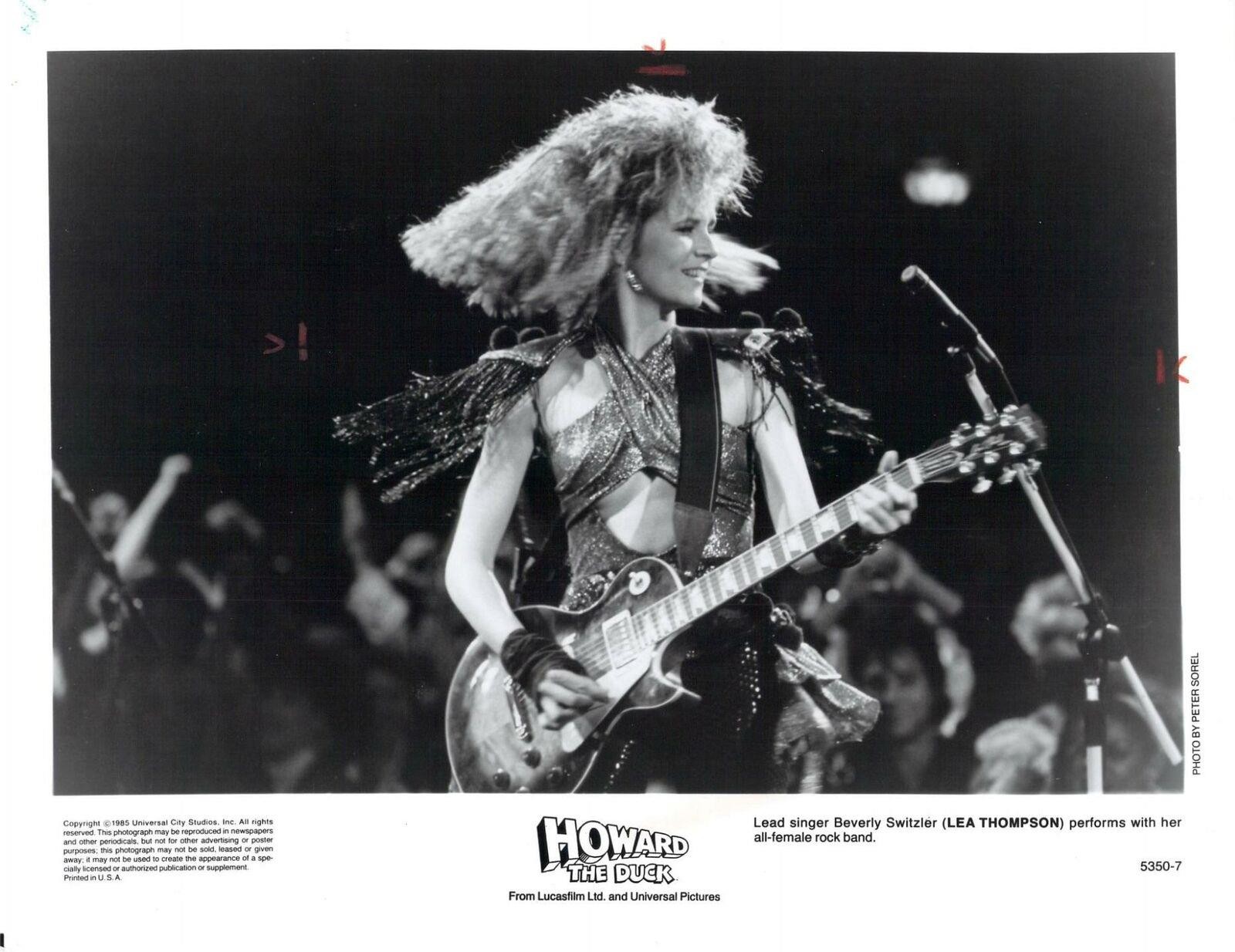 Howard the Duck 1985 Lea Thompson as Beverly Switzler playing Guitar Lucasfilm