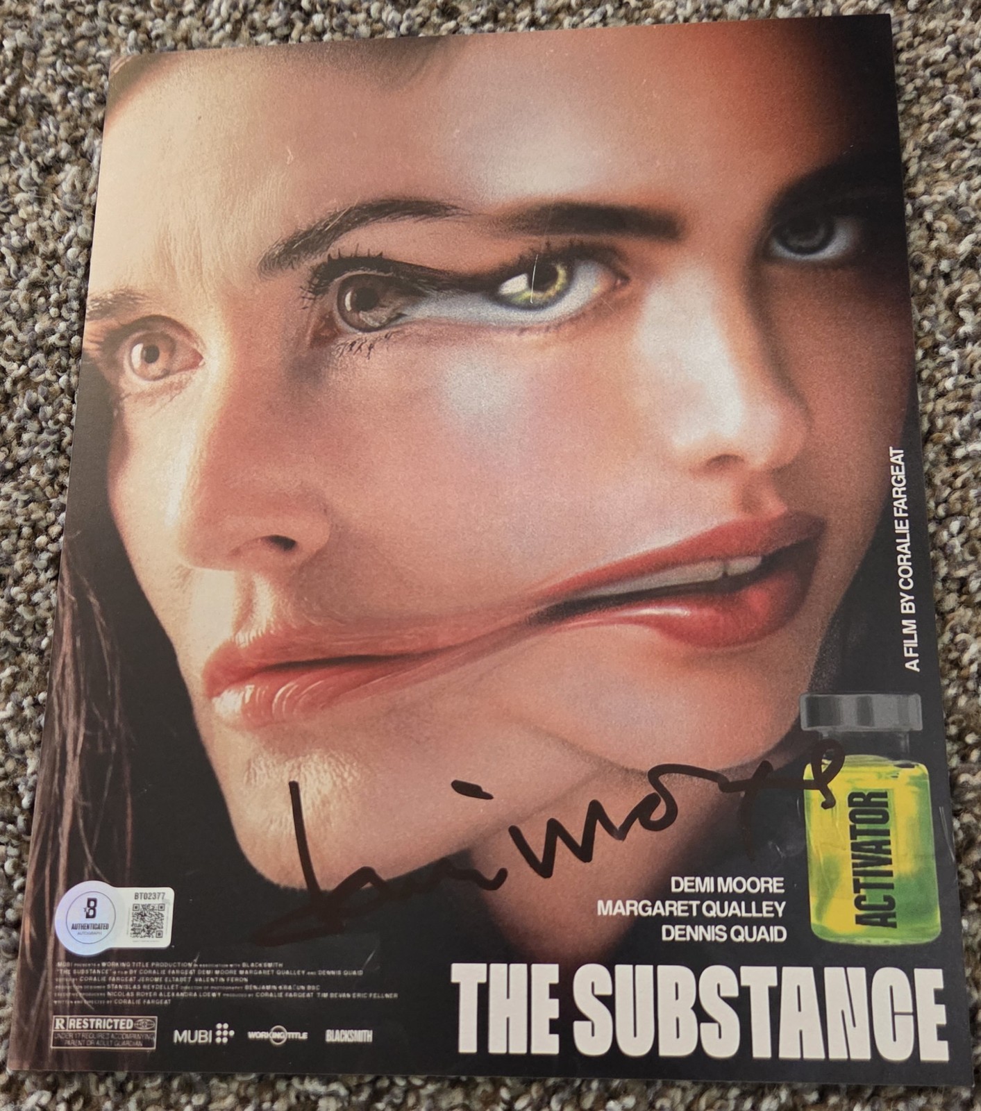 DEMI MOORE – 8×10 Signed “The Substance” Autograph Photo Beckett BAS