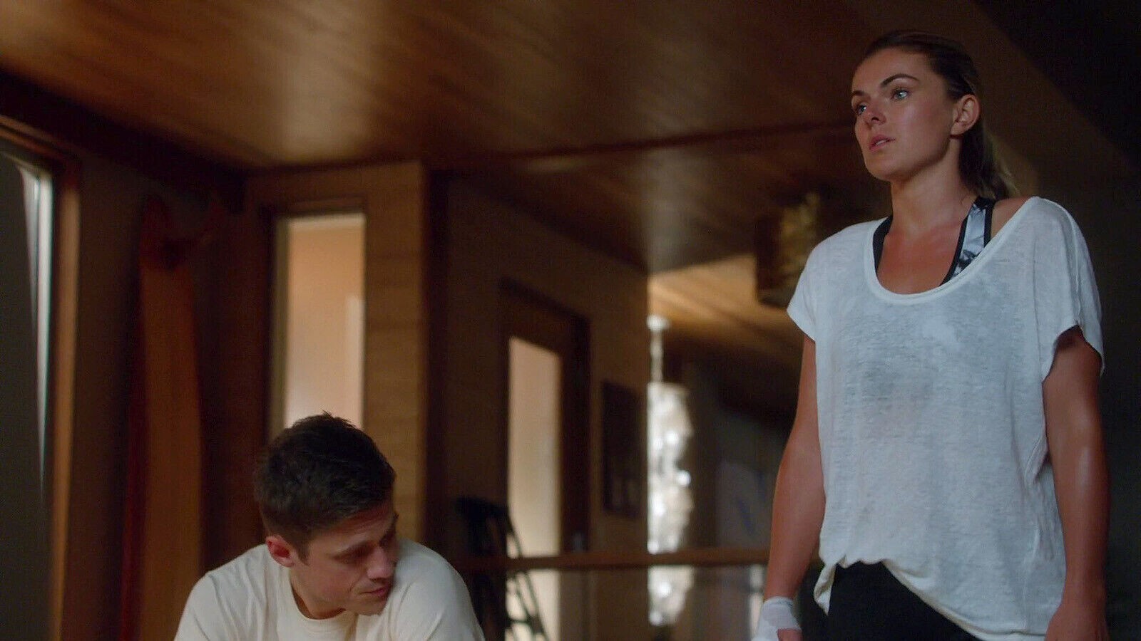 Graceland – Serinda Swan / Screen Worn Costumes / COA